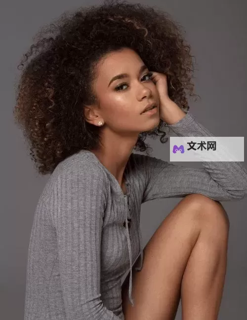 黑人娇小亚洲女：跨越刻板印象的魅力展现图1