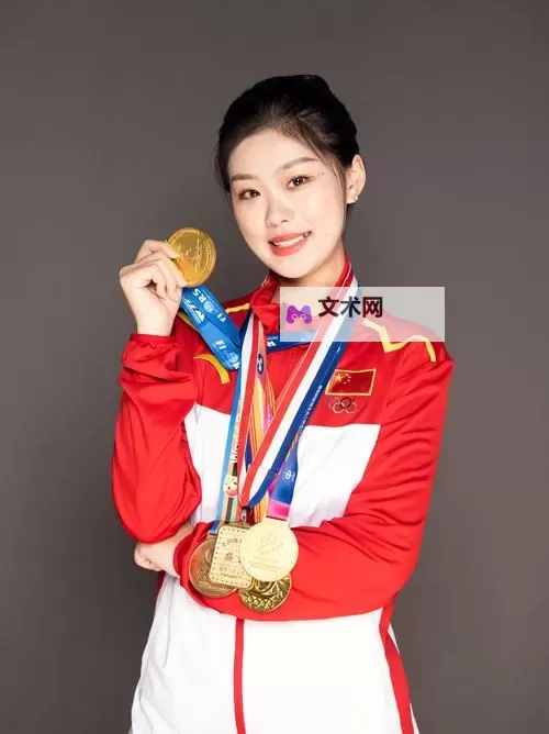 中国梦想秀冯辉圆梦：坚持点亮舞台的真实故事图1