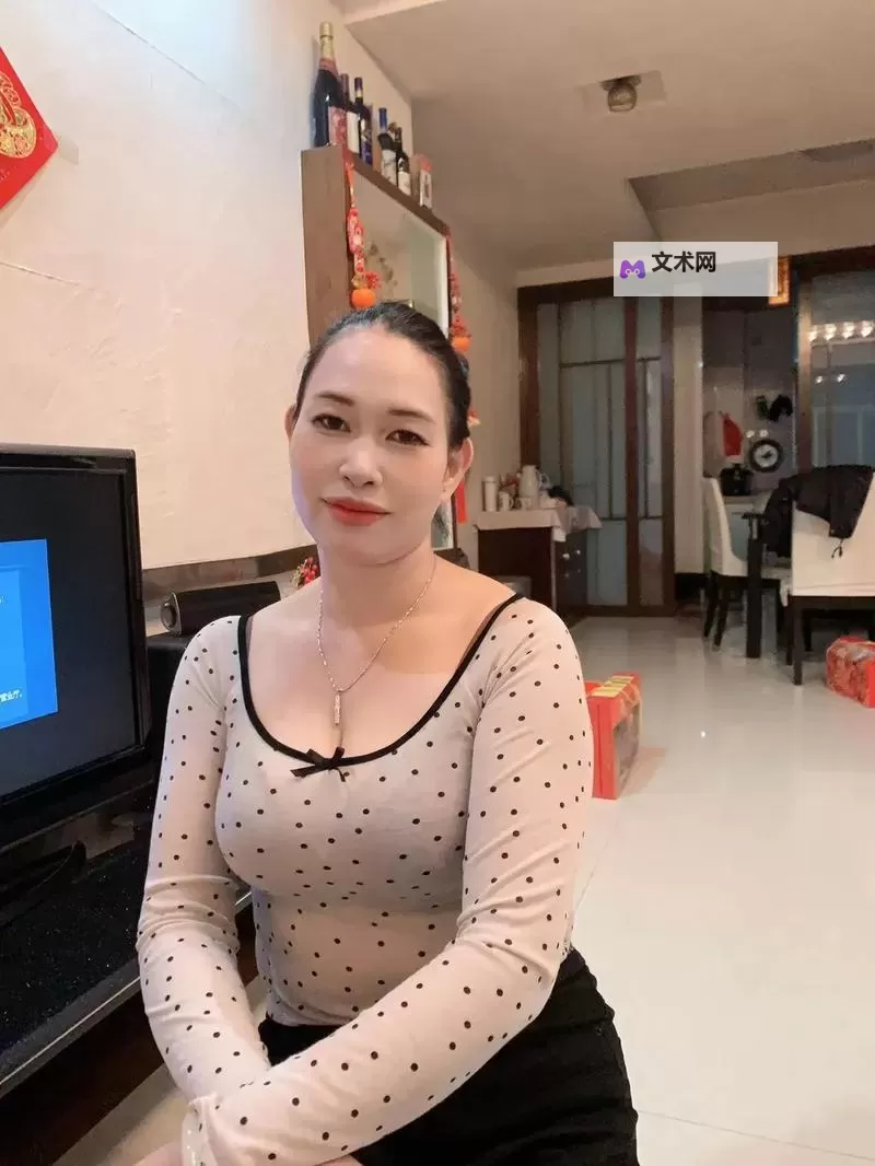 婷婷六月丁香网熟女：时光里的温柔与秘密图1